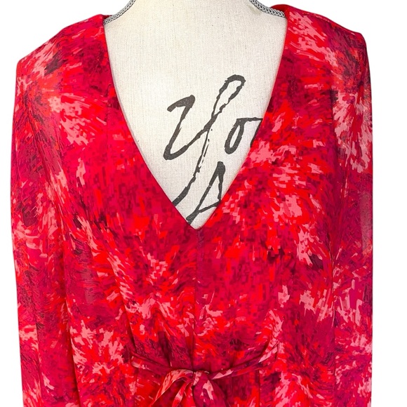 Halston Heritage Red Print Chiffon Cape Overlap Mini Dress (M) - Picture 4 of 14